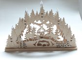 Kerstrap-kerstboog houtsnijwerk met bos rendieren wolf en stal