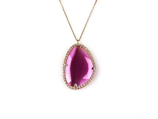 collier modèle Drop serti en argent plaqué or rose avec pendentif serti de pierre rose et de zircons cubiques