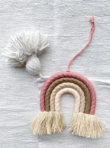 Macrame regenboog - Roze - Kinderkamer - Decoratie - 14 x 14 cm - Kraamcadeau