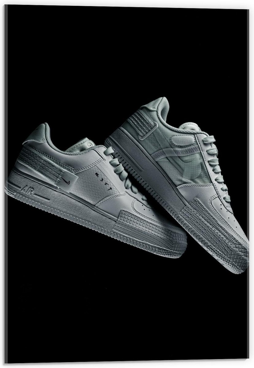 Plexiglas - Witte Nike Air Schoenen Zwarte Achtergrond - 40x60cm Foto op  Plexiglas | bol.com