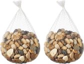 2x zakjes mini Decoratie steentjes in netje 1 kg - Voor in plantenbal, vissenkom of kandelaar vaas