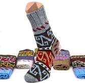 Huissokken - Valentijn cadeau - Pantoffels  Hoogwaardige hand gebreide sokken - Klassiek design  met natuurlijke kleuren  ideaal voor thuis en in bed tegen koude voeten. Maat : 36-