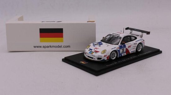 Het 1:43 gegoten modelauto van de Porsche 997 GT3 Cup #38 van de 24H Nurburgring 2013. De coureurs waren Pascal Bour/Franck Bulte/Jean-Luc Deblangey en Henry Patrick. Dit schaalmodel is gelimiteerd op 300 stuks. De fabrikant is Spar - Spark