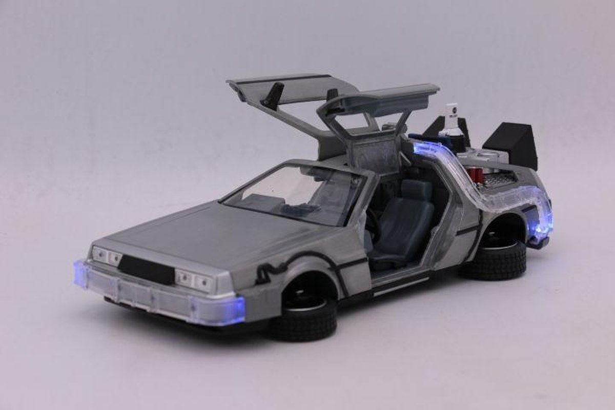 Retour vers le Futur Back To The Future Lampe 3D Lampe Console de la  machine à remonter le temps DeLorean 20cm