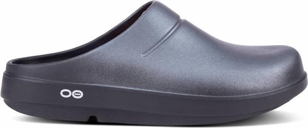 oofos satin graphite