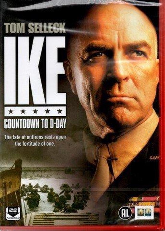 Tom Selleck als Ike in "Ike: Countdown to D-Day". Zwart-wit beelden van D-Day landingen op de achtergrond.