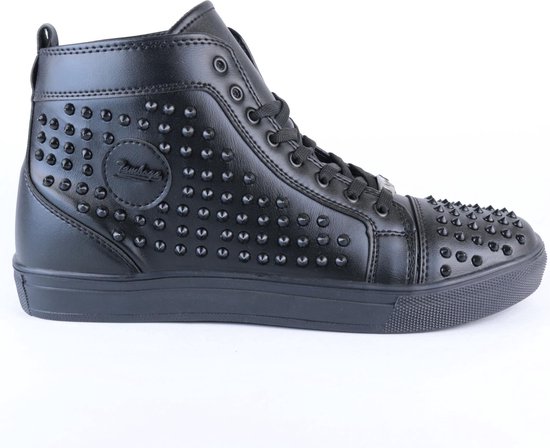 heren Sneakers zwart met studs | Maat 43 | bol.com