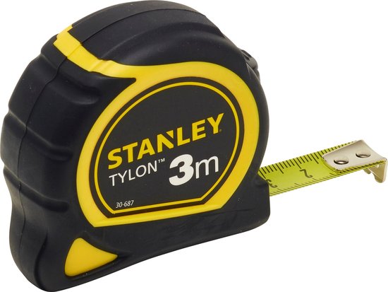 Zwarte en gele Stanley Tylon 3m rolbandmaat met uitgetrokken meetlint.