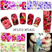 YZWLE 5 willekeurige velletjes water overdraagbare nagelstickers - Full Color Bloemen