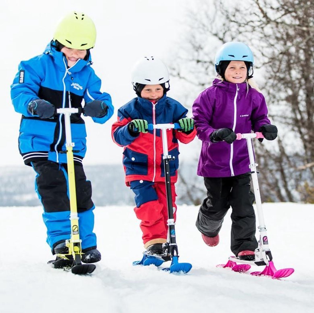 Trottinette sur ski de neige à cadre en acier pour enfants Stiga Kick Free,  avec poignée à hauteur réglable