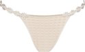 Nude string met bloemenrand en ruitjespatroon.