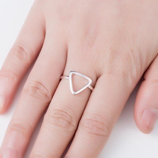 24/7 Jewelry Collection Aflopende Open Driehoek Ring Verstelbaar - Verstelbare Ring - Zilverkleurig - Amodi