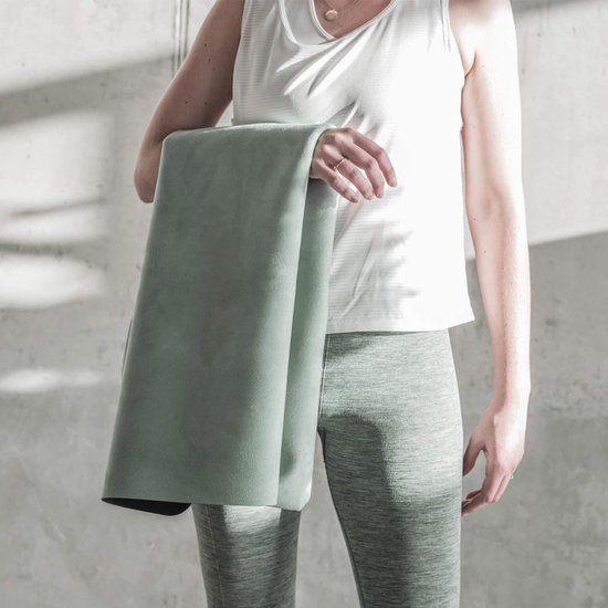 Yogamat voor op reis, dun, licht, opvouwbaar en wasbaar van Yogamat — afbeelding 2