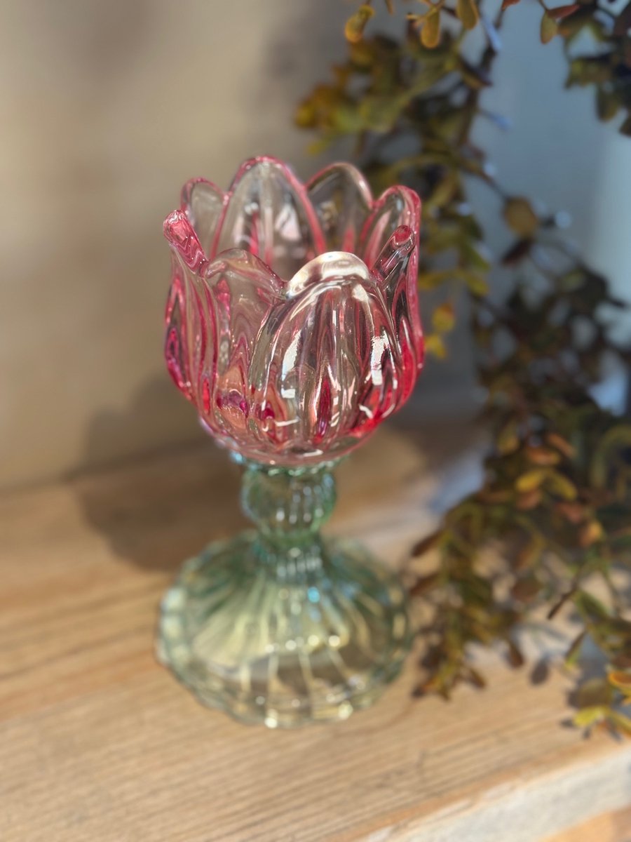 Waxinelichthouder / Theelichthouder glas tulp vorm