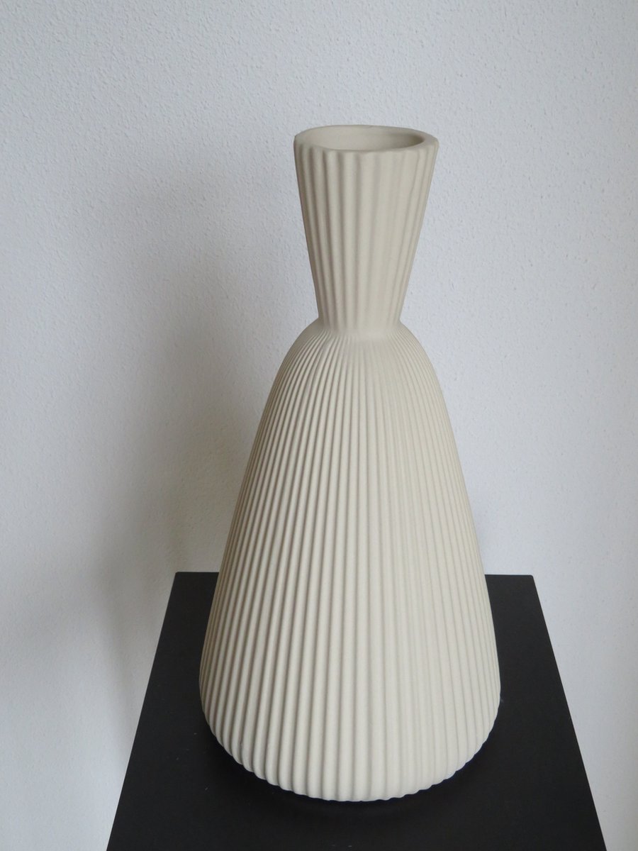 Vaas Ellen - Wit - 40 cm hoog - Elegante vaas