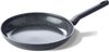 BK Universe Keramische Koekenpan zonder deksel Ø28cm– PFAS-vrij – Inductie Koekenpan – Inductie Pannenset – Ovenbestendig tot 160°C – Vaatwasserbestendig – Snelle opwarming – Koudgrepen – Zwart