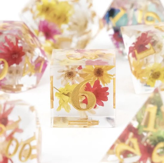 Ensemble de dés Joya Kids® Dungeons and Dragons | Set de Dés DnD Polydice | Ensemble de dés D&D | Ensemble de 7 pièces en résine | Coffre de rangement de Luxe inclus | Transparent avec des Fleurs colorées