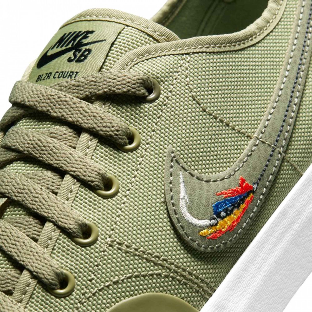 Nike SB Blazer Court – Doos zonder deksel Olijfgroen