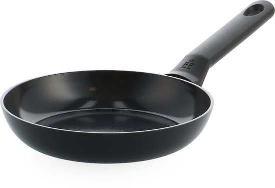 BK Enjoy Keramische Antiaanbak Koekenpan Ø 20cm – PFAS-vrij – Inductie Koekenpan – Ovenbestendig tot 160°C – Vaatwasserbestendig – Snelle opwarming – Koudgrepen - Zonder deksel - Zwart