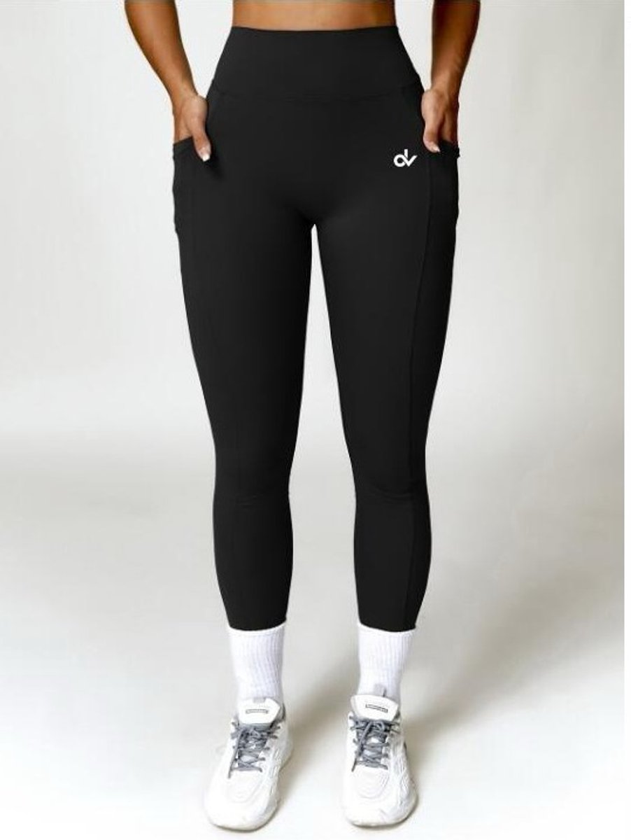 Zwarte sportlegging – Shaping & Squat-proof – Naad bij de bil – Diana Verweijen Collectie – Onderdeel van sportset - Maat S