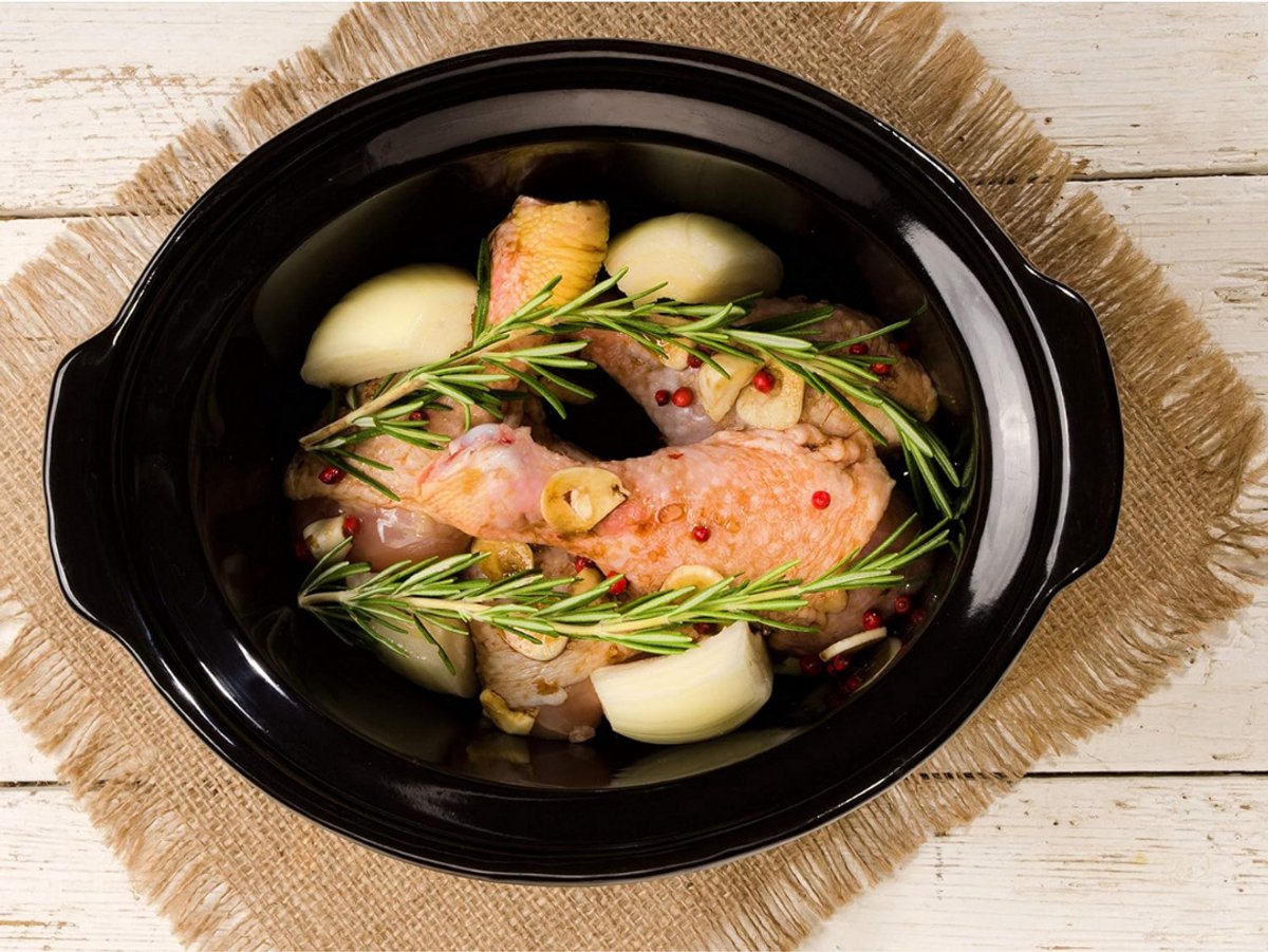 Afbeelding 2 van Slowcooker Met Timer - Digitale Slowcooker Met Timer - Programmeerbare Slowcooker - 4.5 L - 280 W - Hotpot - Elektrische Slowcooker - Binnenpan - Keramische Binnenpan - Timerfunctie - Warmhoudfunctie - Snelkookpan - Rijstkoker - RVS