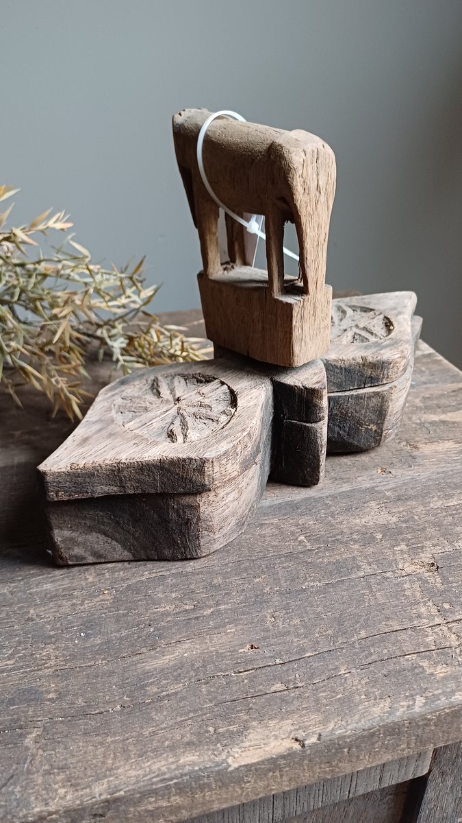 Oude spice box orgineel robuust woonaccessoires landelijk