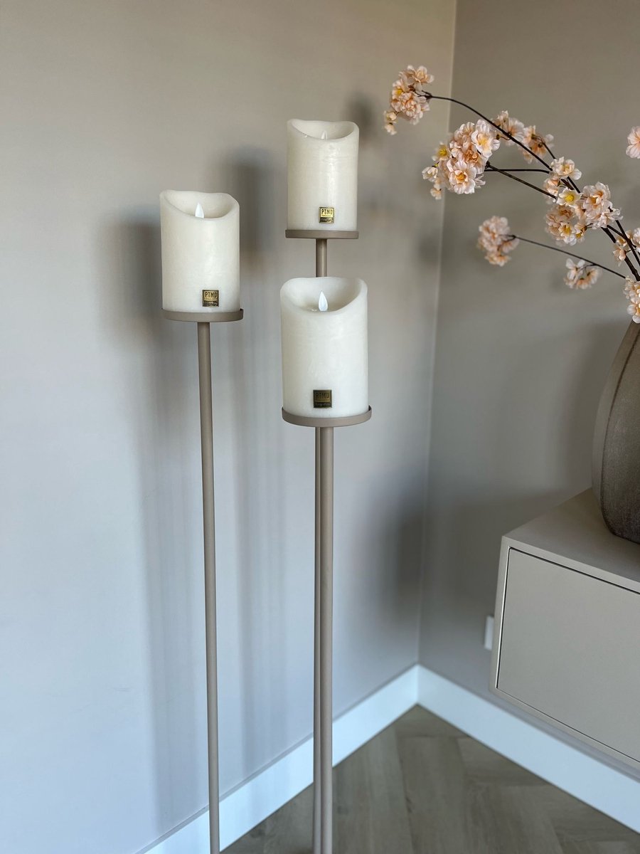 Vloerkandelaren set van 3 stuks beige incl. witte LED candles Kandelaar Stompkaars - Set 3 stuks XL kandelaars zwart - 120cm 110cm en 100cm - vloerkandelaar - stompkaarskandelaar-Decembertip-Cadeau moeder 5 december-Kerst cadeau-Sinterklaas cadeau – foto 4