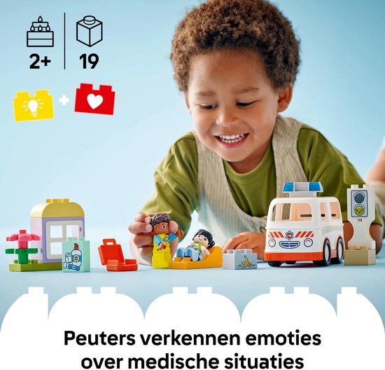 LEGO DUPLO Ambulance avec chauffeur pour faire semblant de jouer - 10447