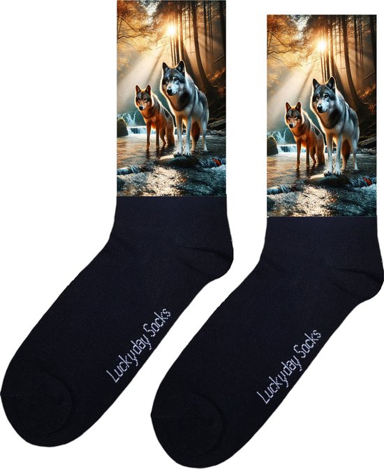 Wolven - Opkikker - Grappige sokken - Valentijn cadeau - Verjaardag cadeau - Sint cadeau - Leuke sokken - Bos - Vrolijke sokken - Cadeautje - Grappig cadeau - Kerst sokken - Vaderdag - Moederdag - Socks maken Happy - 37-44