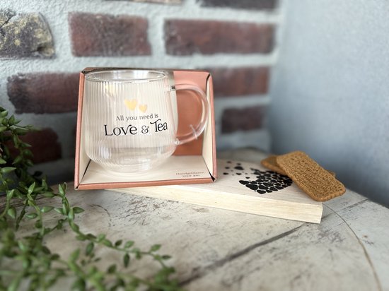 Creaties van Hier - Cadeaupakket Theeglas met Plankje - All you need is