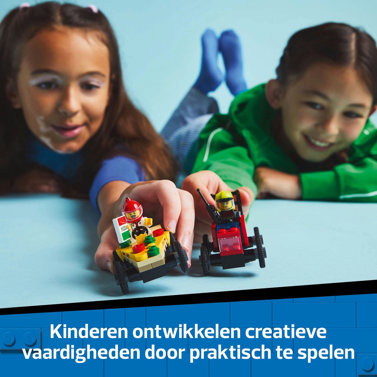 LEGO City Raceautopakket: pizzabestelwagen vs. brandweerauto thumbnail 6