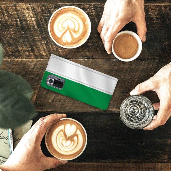 Coque Smartphone Xiaomi Redmi Note 10 Pro Belle Bookcase Drapeau Italien