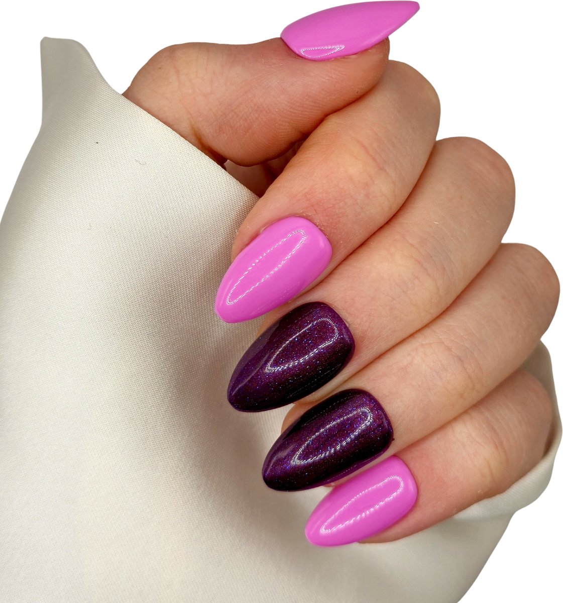 SD Press on Nails - B-249 - Plaknagels - Nagelset 20 Nagels - Roze - Gellak - Nagellak - Medium Almond Nageltips - Nepnagels met Lijm - Kunstnagels - Nail Art - Handmade - Valse nagels - Nagelvijl - Accessoires