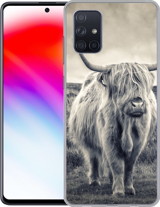 Telefoonhoesje Geschikt voor Samsung Galaxy A51 5G hoesje - Schotse hooglander - Dieren - Wolken - Koe - Natuur - Siliconen Telefoonhoesje Telefoonhoesje