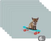 Placemat - Placemats kunststof - Vosje - Dieren - Skateboard - Blauw - 45x30 cm - 6 stuks - Hittebestendig - Anti-Slip - Onderlegger - Afneembaar