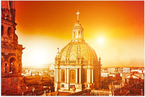 Poster Glanzend – Top van St-Pietersbasiliek Kerk in Vaticaanstad onder Felle Zon - 60x40 cm Foto op Posterpapier met Glanzende Afwerking