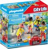 foto van PLAYMOBIL City Life Reddingsteam - 71244