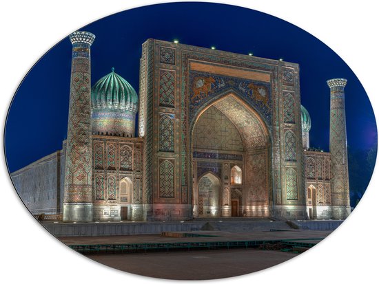 Dibond Ovaal - Sher Dor Madrasah Tempel in Oezbekistan - 96x72 cm Foto op Ovaal (Met Ophangsysteem)