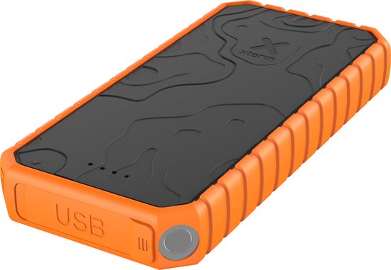 Xtorm Rugged Outdoor Powerbank 20000 mah - Waterdichte Powerbank met Zaklamp 35W - 2x USB-C PD + 2x USB-A poorten - Oranje