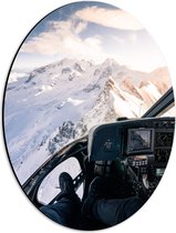 Dibond Ovaal - Uitzicht op Besneeuwde Bergen en Bedieningstoestel vanuit Helikopter - 30x40 cm Foto op Ovaal (Met Ophangsysteem)
