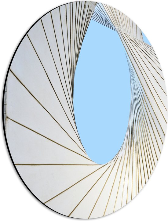 Dibond Ovaal - Abstract Groot Wit Gebouw met Bruine Details onder Helderblauwe Lucht - 30x40 cm Foto op Ovaal (Met Ophangsysteem)