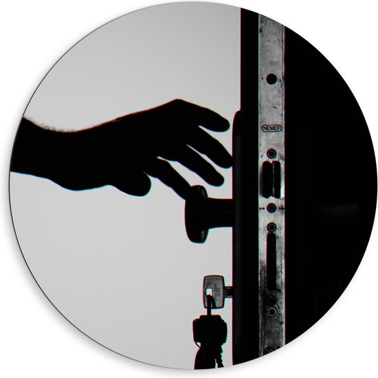 Dibond Muurcirkel - Voordeur met Sleutels in het Slot (Zwart - wit) - 80x80 cm Foto op Aluminium Muurcirkel (met ophangsysteem)