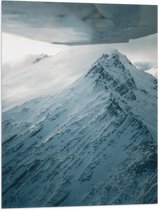WallClassics - Drapeau - Neige sur une Haute Berg - 60x80 cm Photo sur Drapeau Polyester