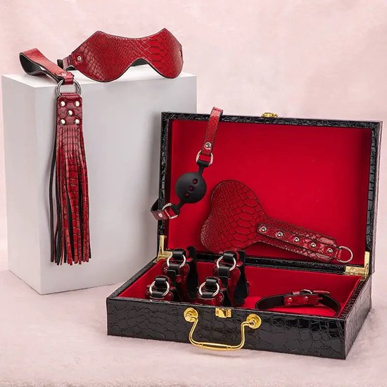 SM bondage set - Black Friday - BDSM bondage set - Erotisch - Sex Pakket - Krokodillenprint - Handboeien - Boeien - Blinddoek - Gag bal - Halsband - Strooizweep - Handklopje - 18+ - Discreet verpakt