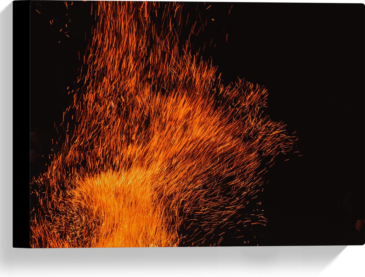 Canvas - Oranje Spetters van Vuurkorf - 40x30 cm Foto op Canvas Schilderij (Wanddecoratie 