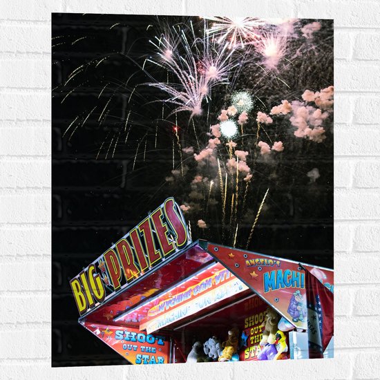 Muursticker - Vuurwerklshow boven Stand op Kermis - 60x80 cm Foto op Muursticker
