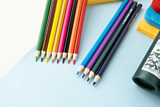 Nassau Fine Art Crayons de couleur professionnels 36 pièces – Couleurs  riches et