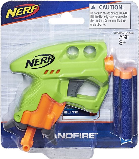 Groene Nerf NanoFire blaster met oranje accenten, in verpakking met drie blauwe pijltjes.