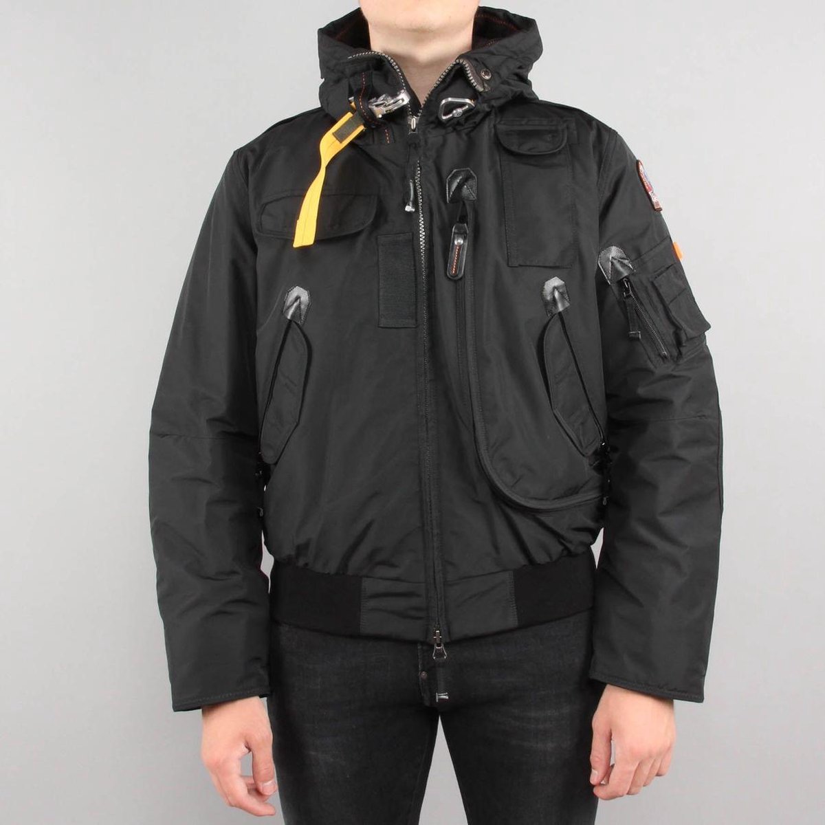 parajumper gobi base man