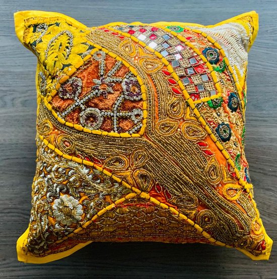 Stylo Cultuur Etnisch Katoen Vintage Stof Patchwork Kussenhoezen 60 cm x 60 cm Paars Boho 24 x 24 Inch Grote Geborduurd Vierkant Decoratieve Bloemen Kussensloop - (1 Pc